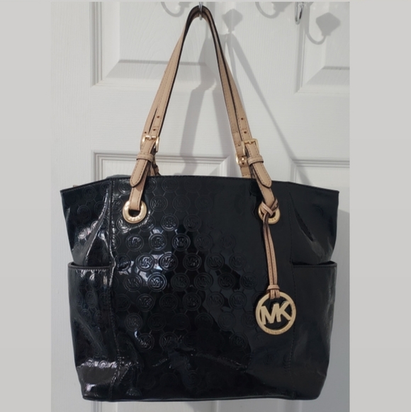 Michael Kors Handbags - Michael Kors Tote Bag